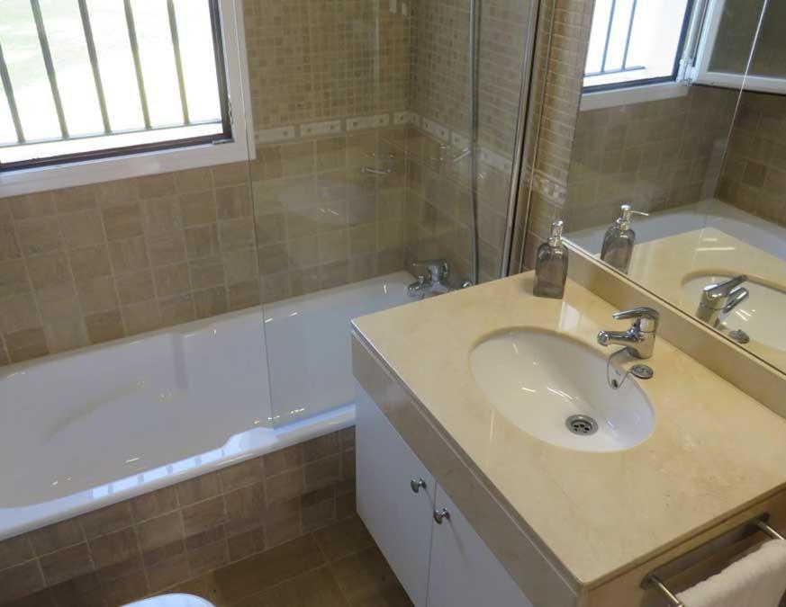 Villa De Lujo En Sancti Petri Ново Санкти Петри Екстериор снимка